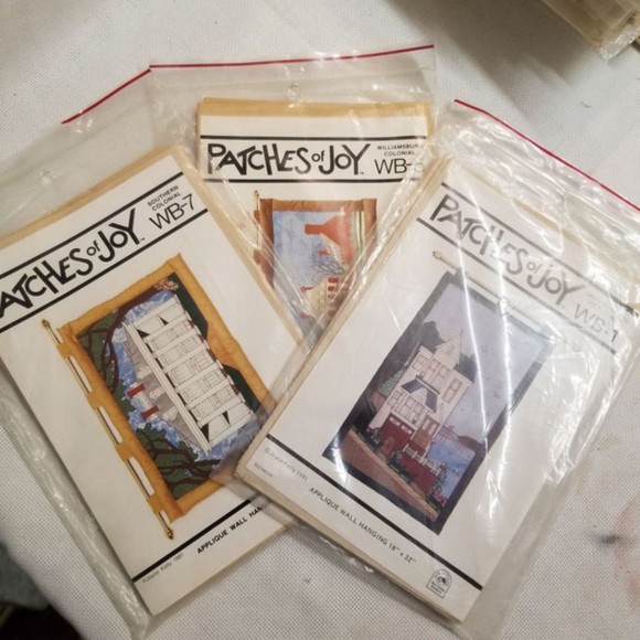 1981 Patches of Joy lot of 3 patterns old houses Pat013 - Picture 2 of 8
